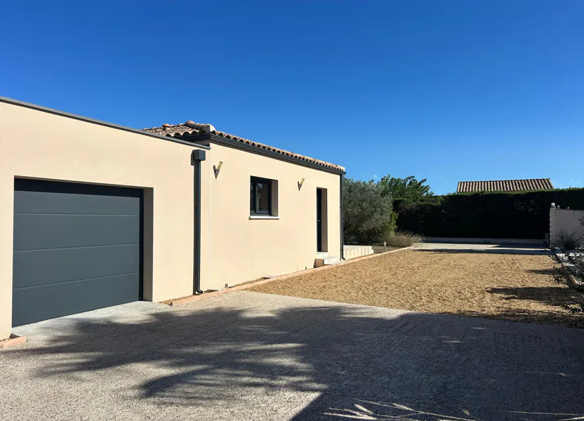 House D 6113 in Bellegarde