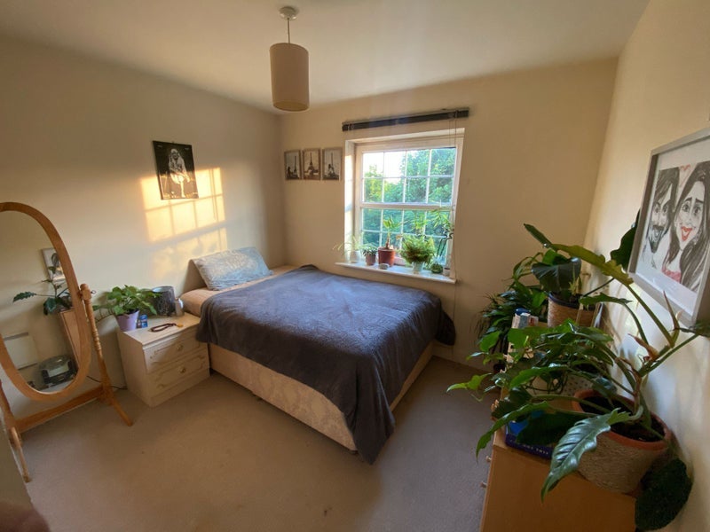 Room Fiddlers Wood Lane in Bradley Stoke