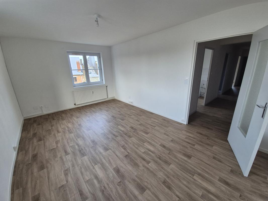 Flat Rue de Montmorency in Rocroi