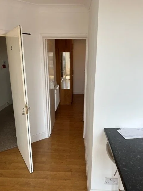 Flat Barrett's Grove in Greater London