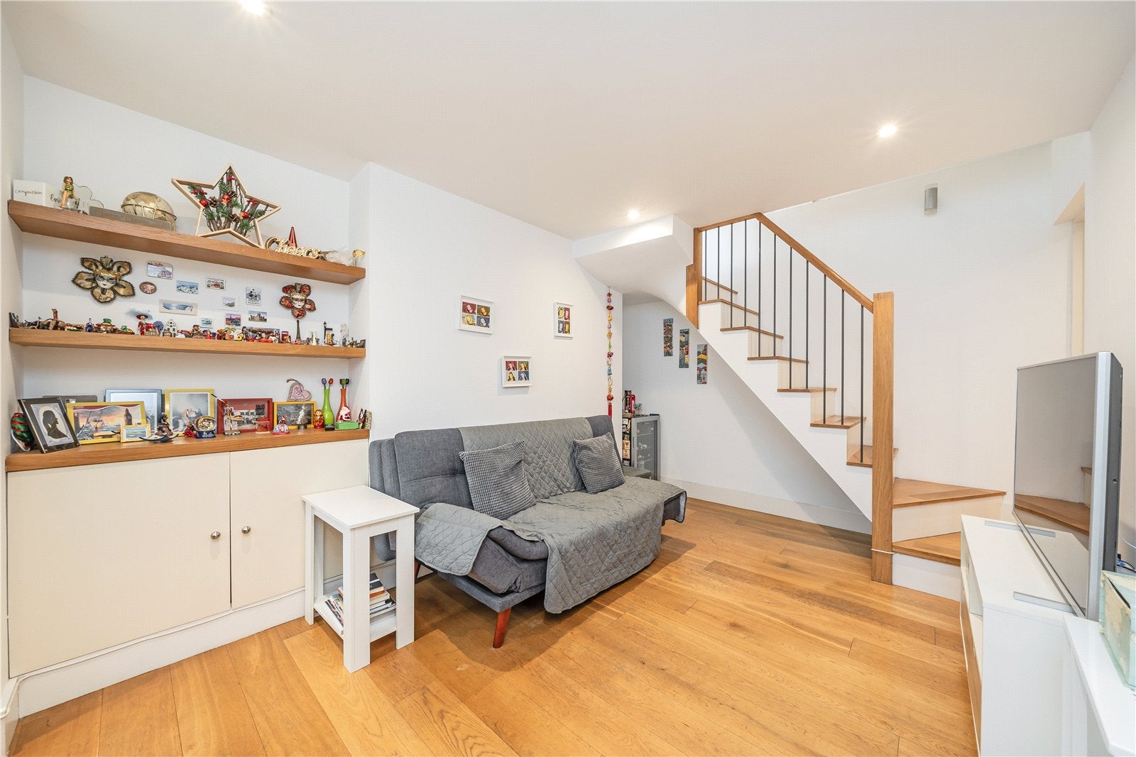Flat Chepstow Villas in Greater London