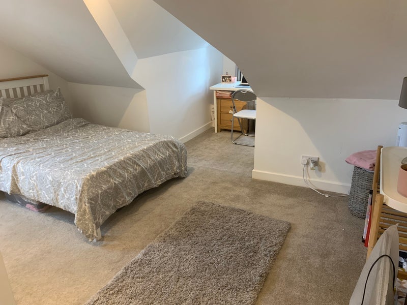 Room Everett Road in Manchester