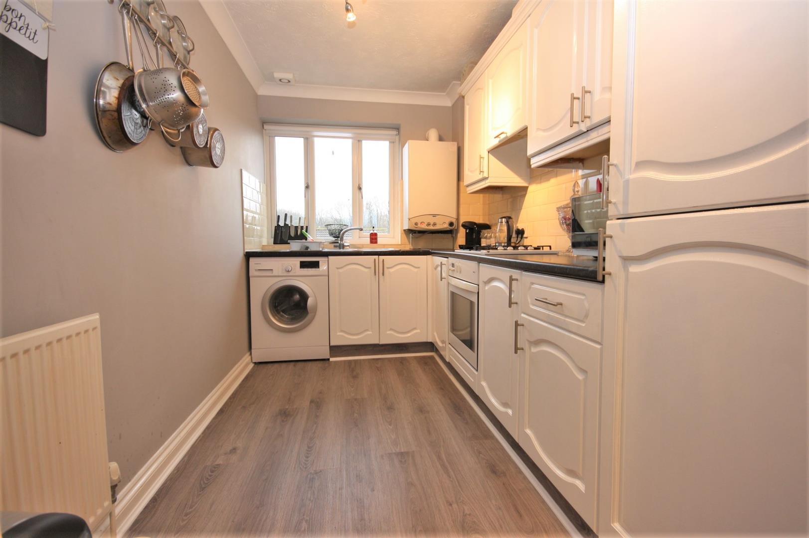Flat Timor Close in Fareham