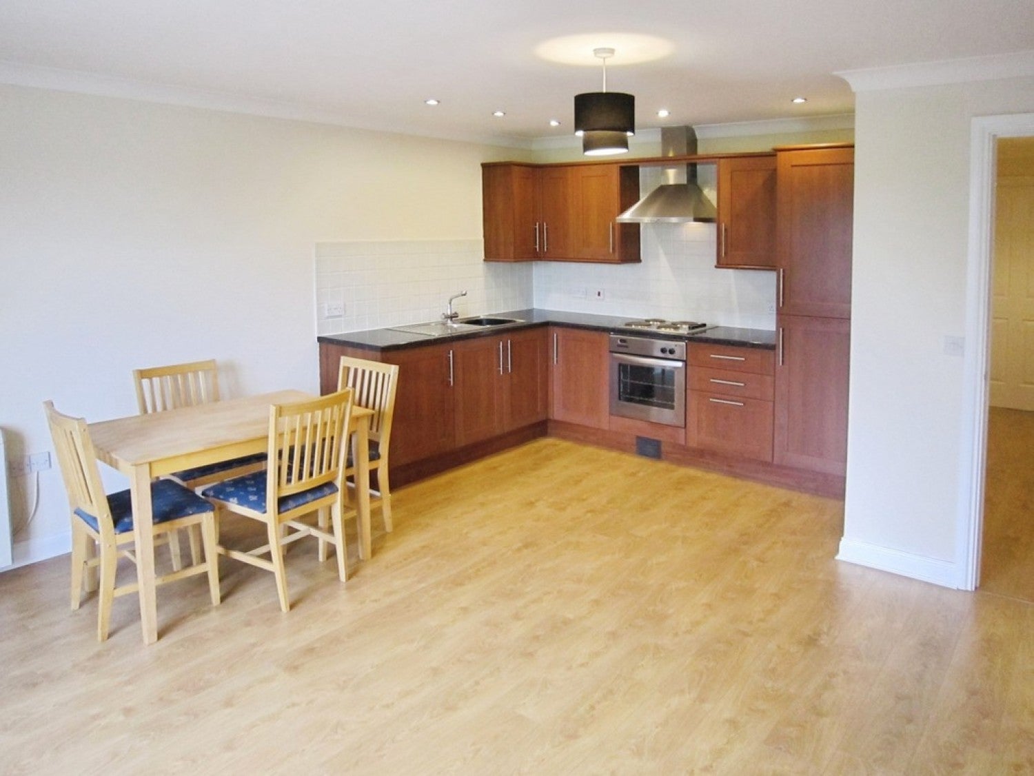 Flat Brookfield Avenue in Leeds