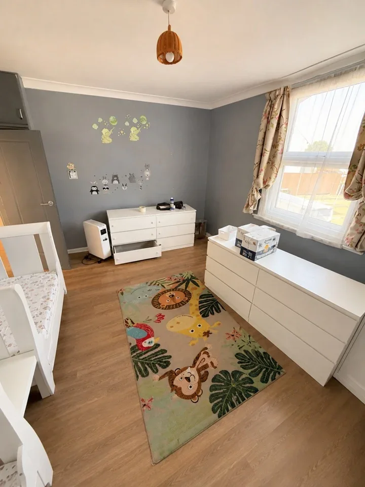 Flat Picardy Road in Greater London