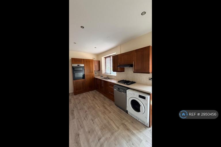 House Moorland Grove in Bolton