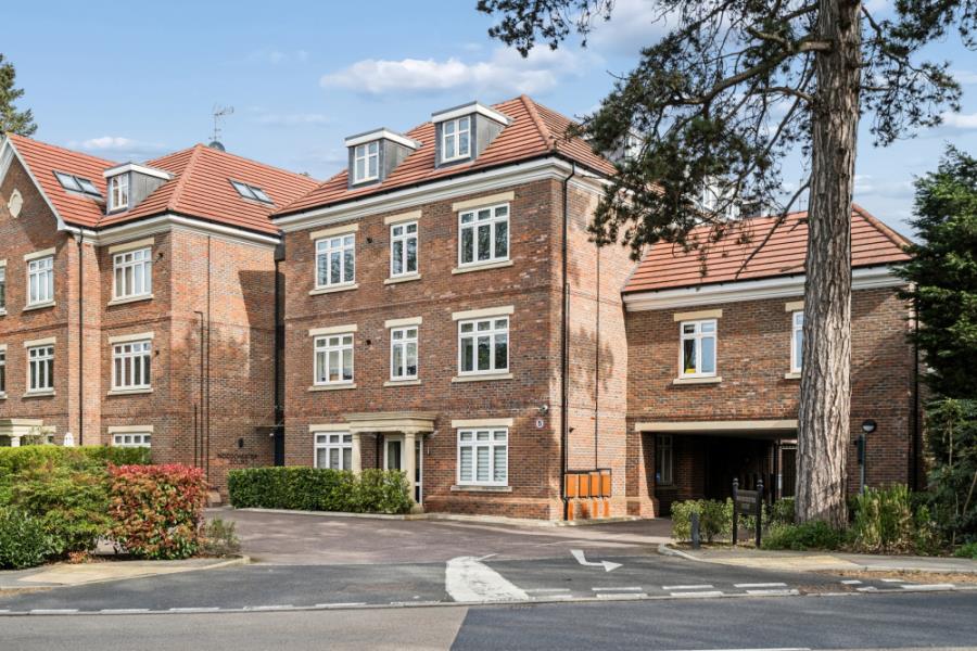 House Fairfax Court in Southampton