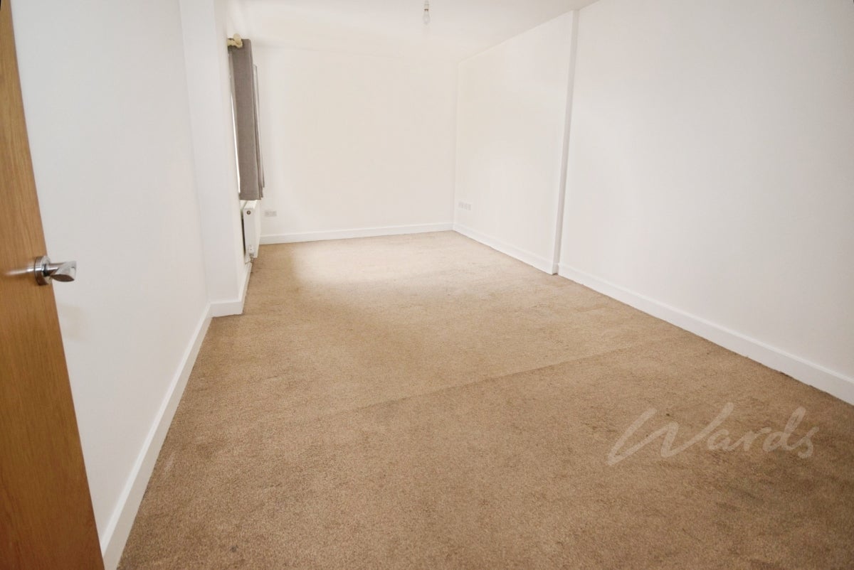 Flat Chichester Close in Rainham