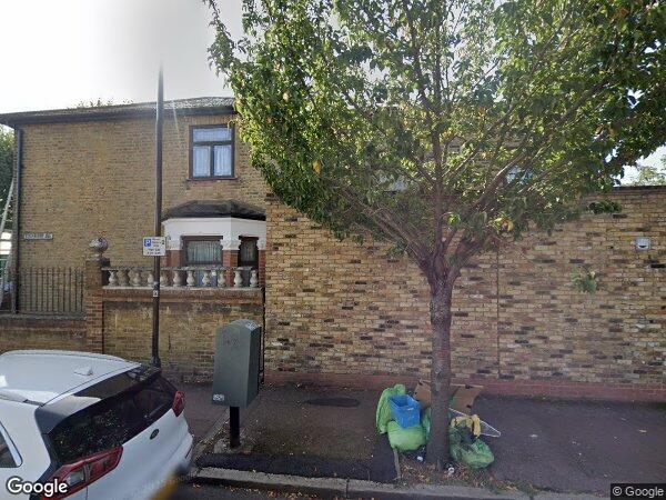 Room Essex Road in Greater London