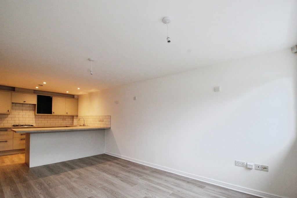 Flat Eversley Park in Chester