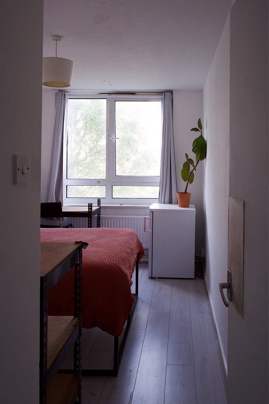 Room Vincent Road in Greater London