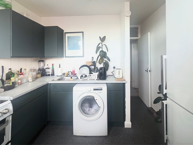 Room Vincent Road in Greater London