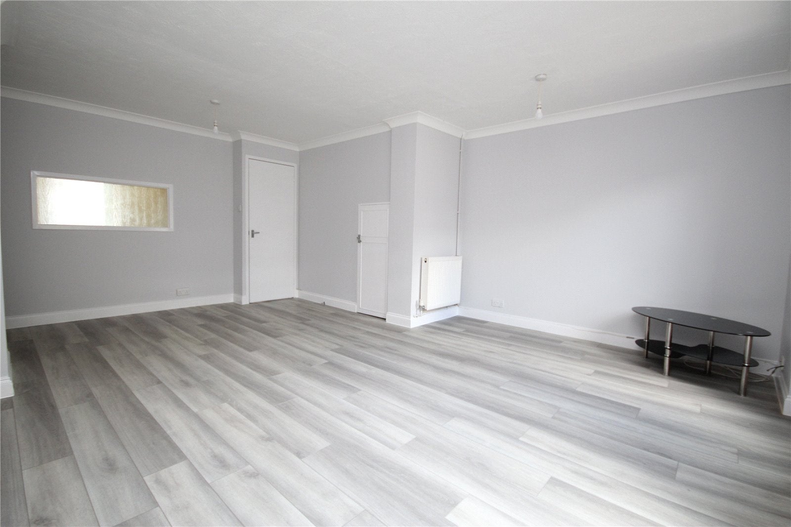 House Mellow Purgess Close in Basildon