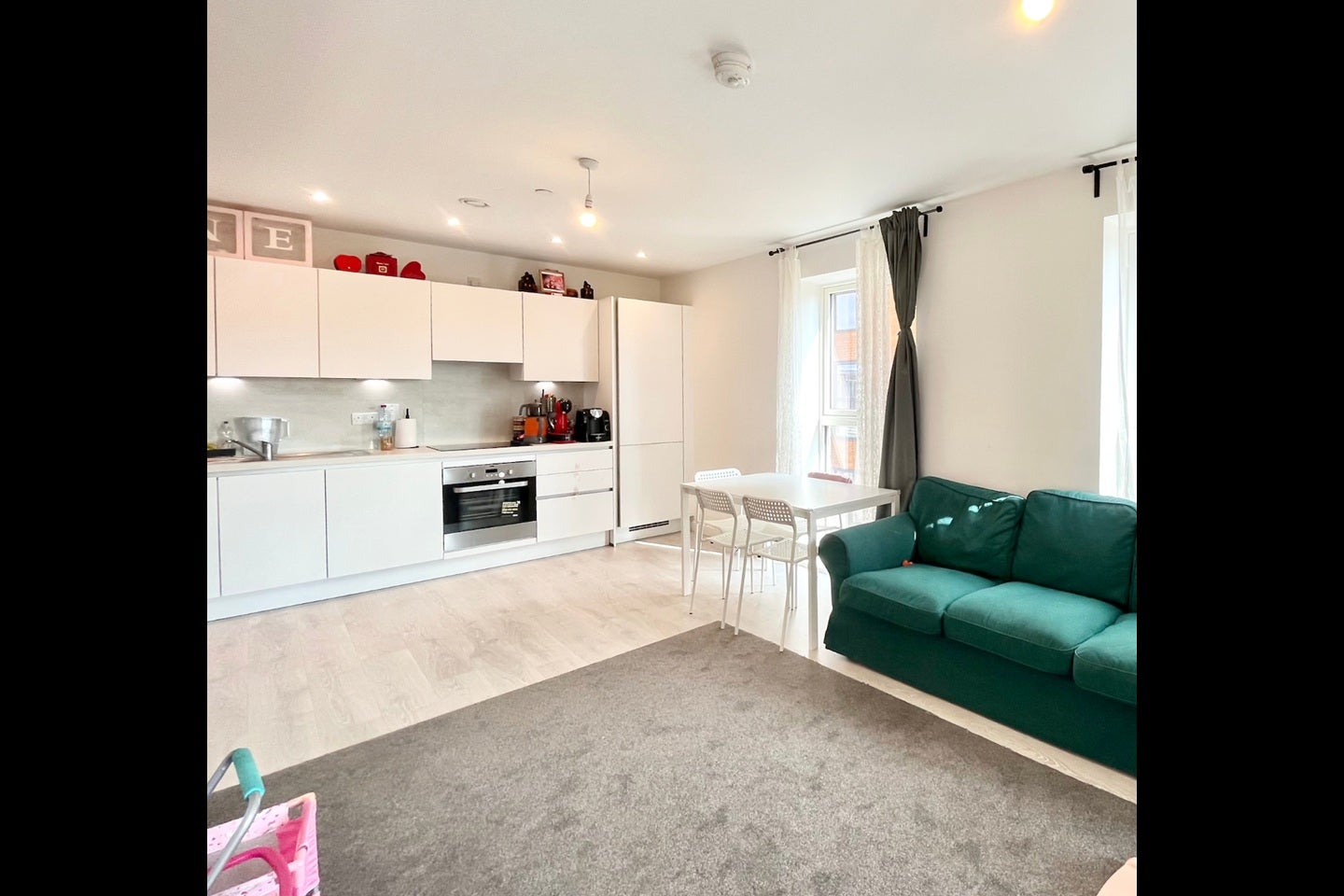 Flat East Acton Lane in Greater London