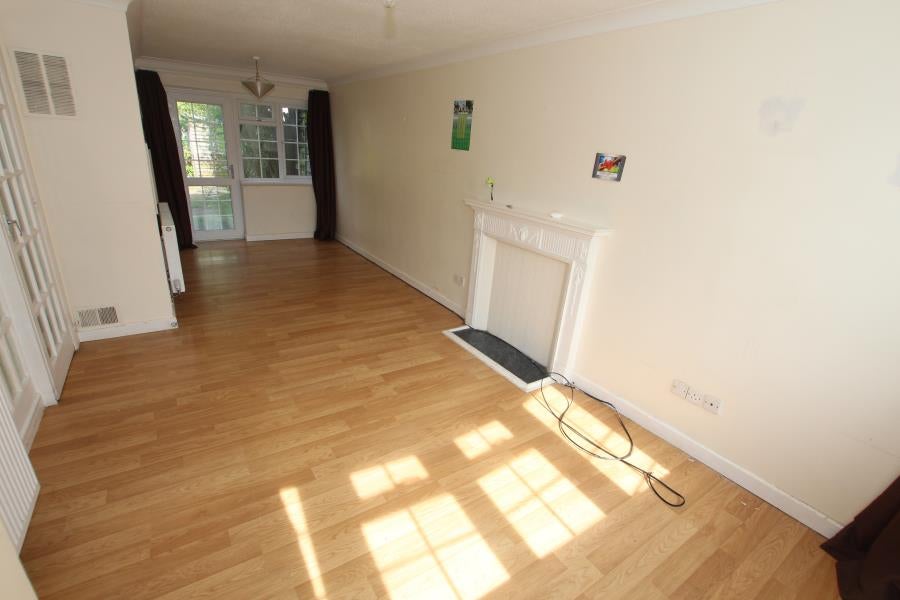 House Delara Way in Woking