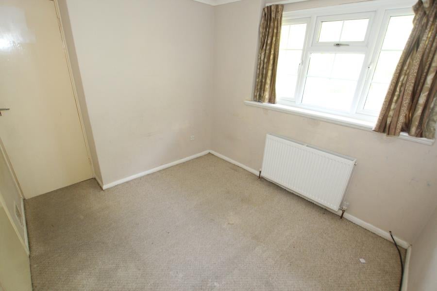 House Delara Way in Woking