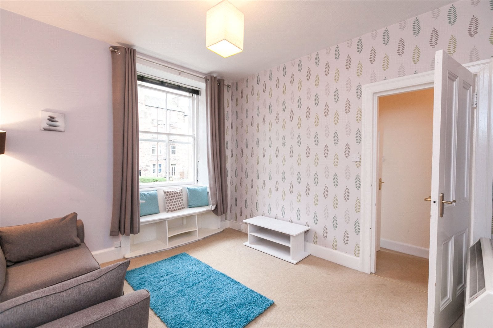 Flat Watson Crescent in City of Edinburgh