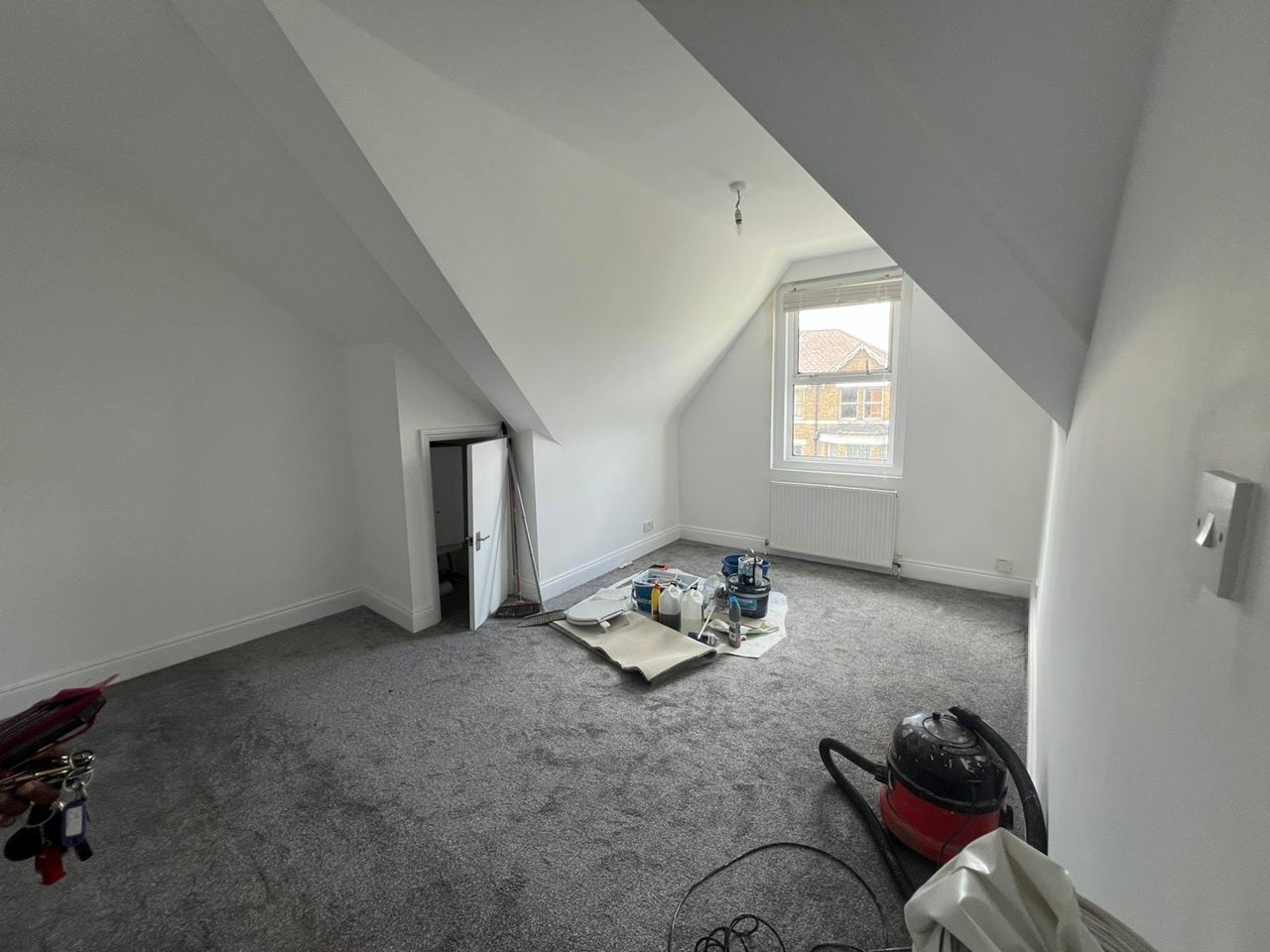 Flat Montrell Road in Greater London
