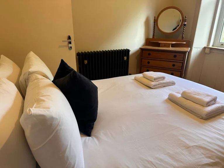 Flat Blackwood Crescent in Edinburgh
