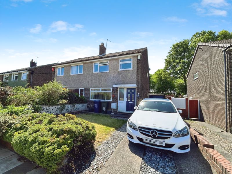 House Cheswick Drive in Newcastle upon Tyne