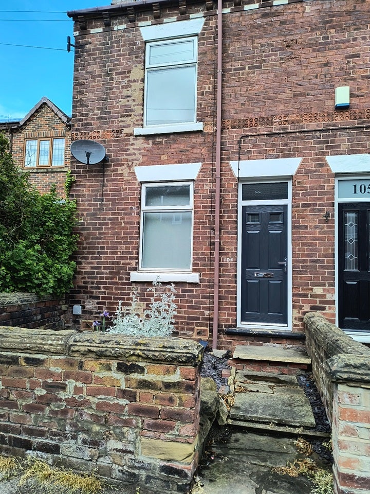 House Bottomboat Road in Wakefield