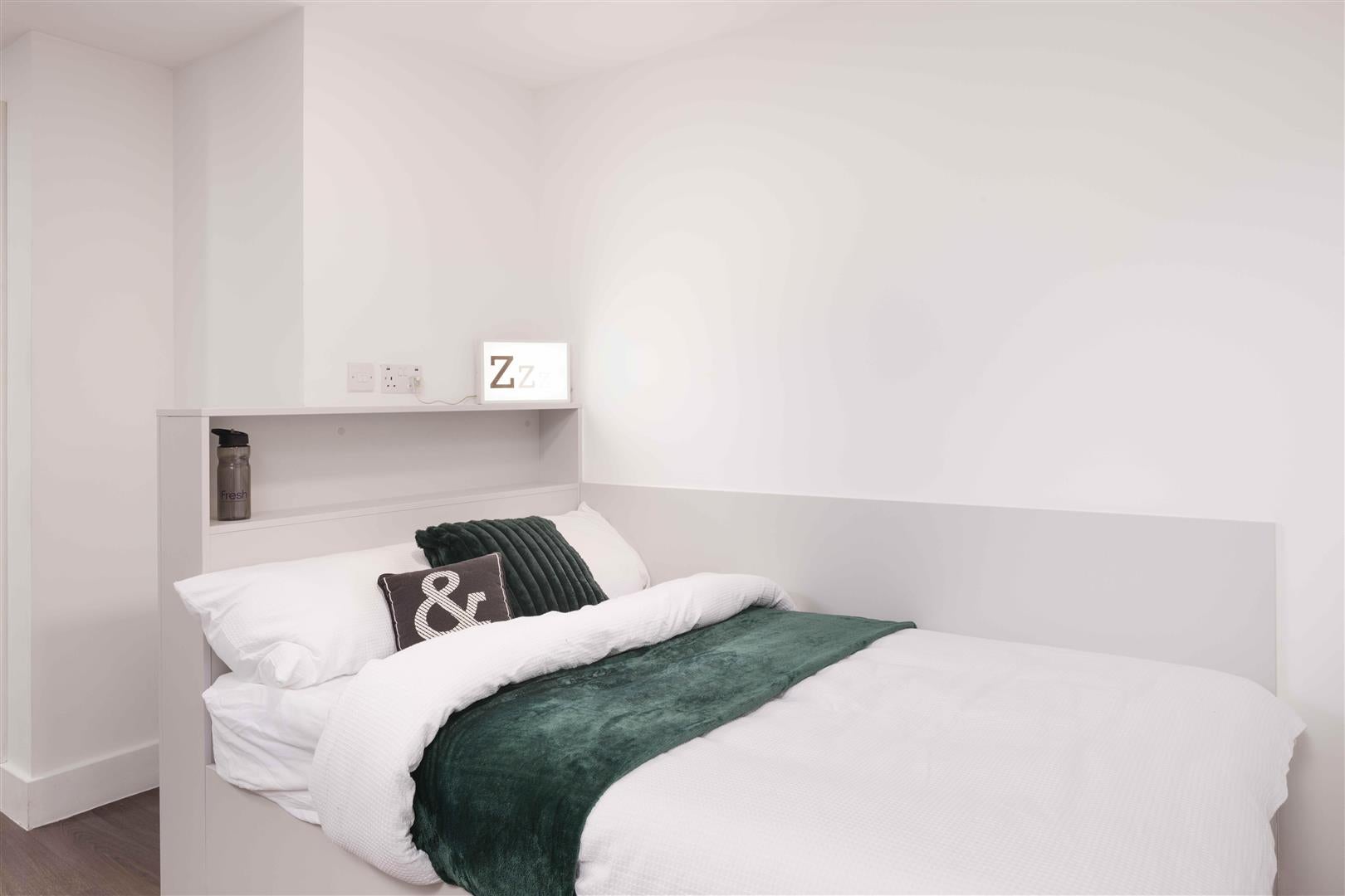 Room Havannah Street in Glasgow