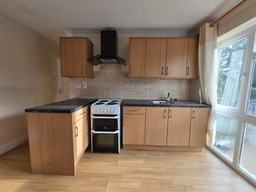 Flat Berkley Crescent in Birmingham
