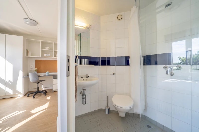 Room Stowage in Greater London
