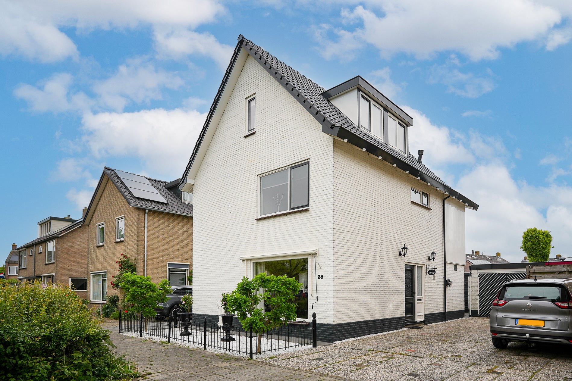 Huis Burgemeester van Beeck Calkoenstraat 38 in Cothen