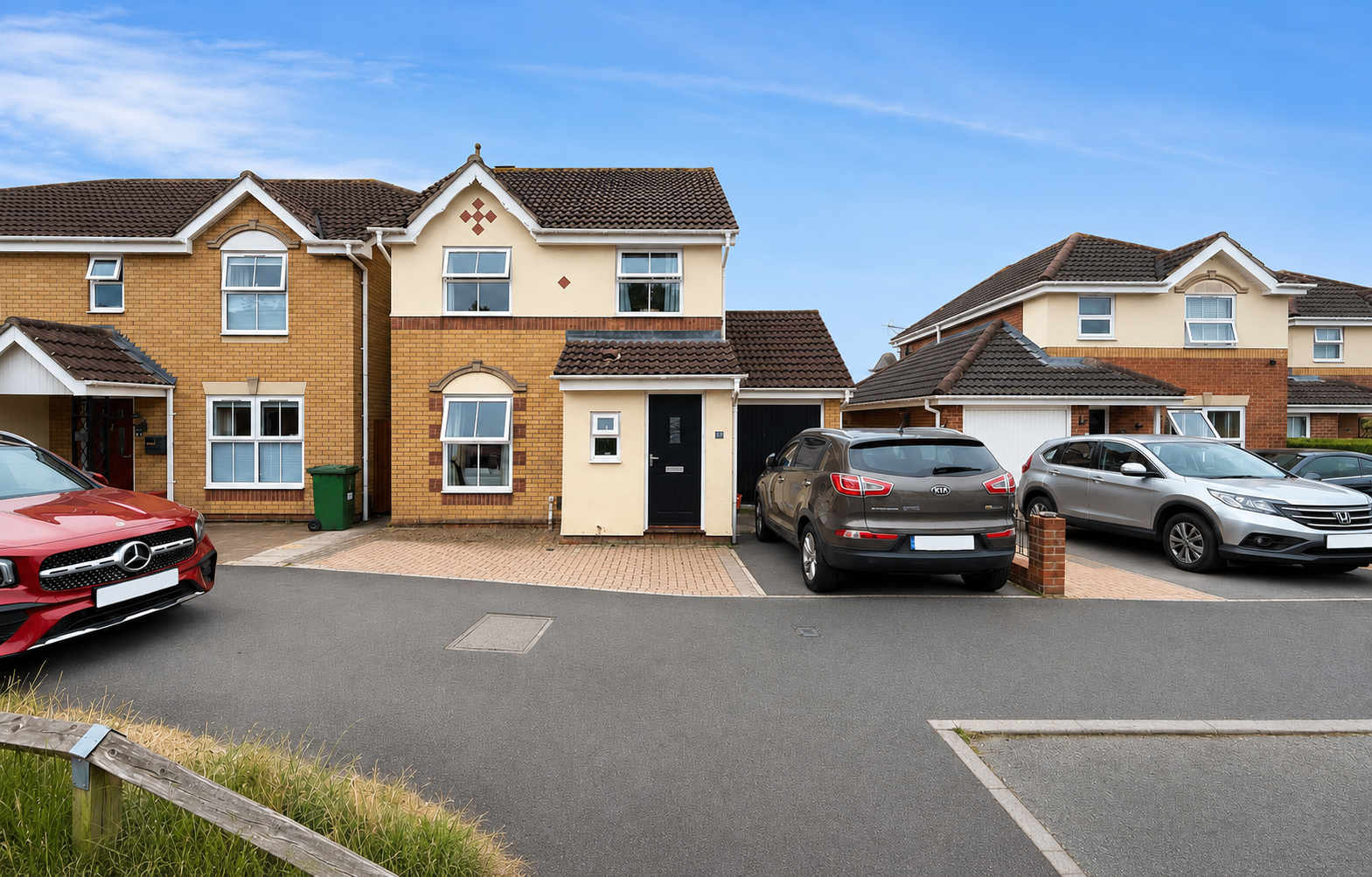 House Longfellow Close in Blunsdon St Andrew