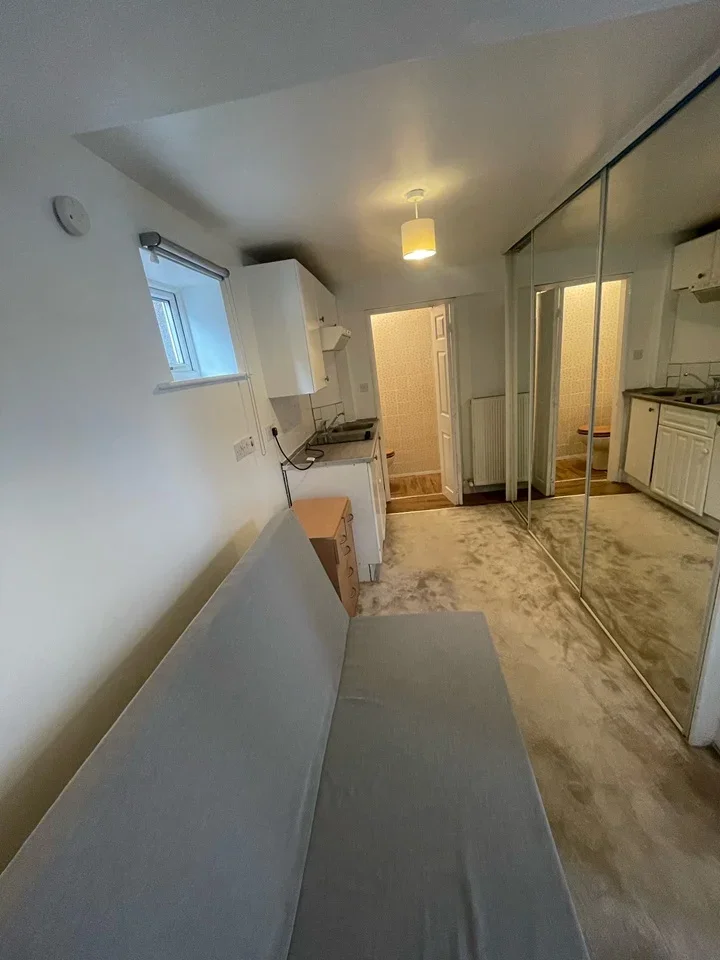 Room Higham Station Avenue in Greater London