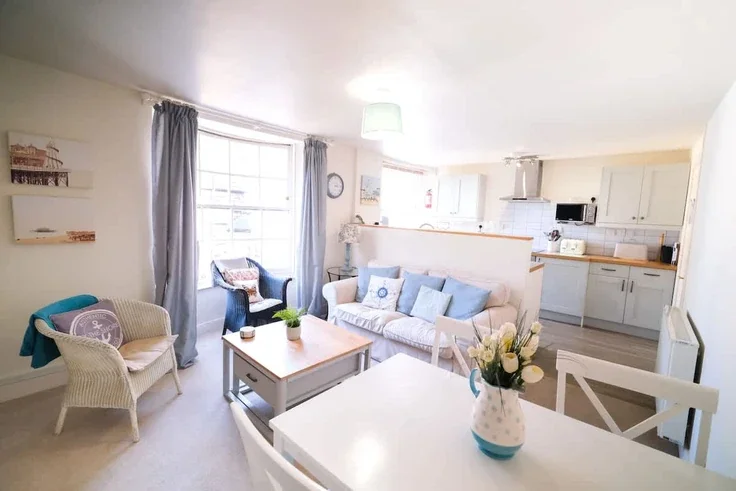 Flat Addington Street in Thanet