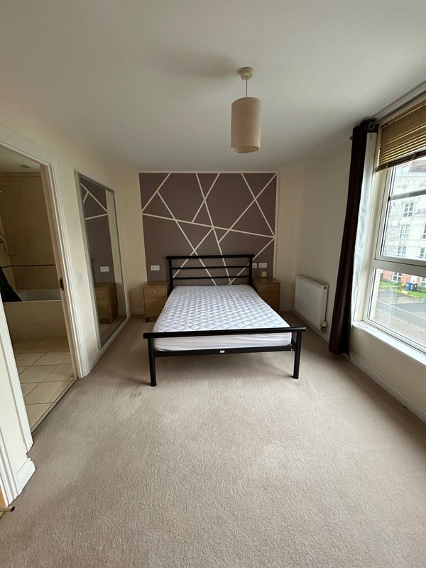 Room Quainton Road in Leicester