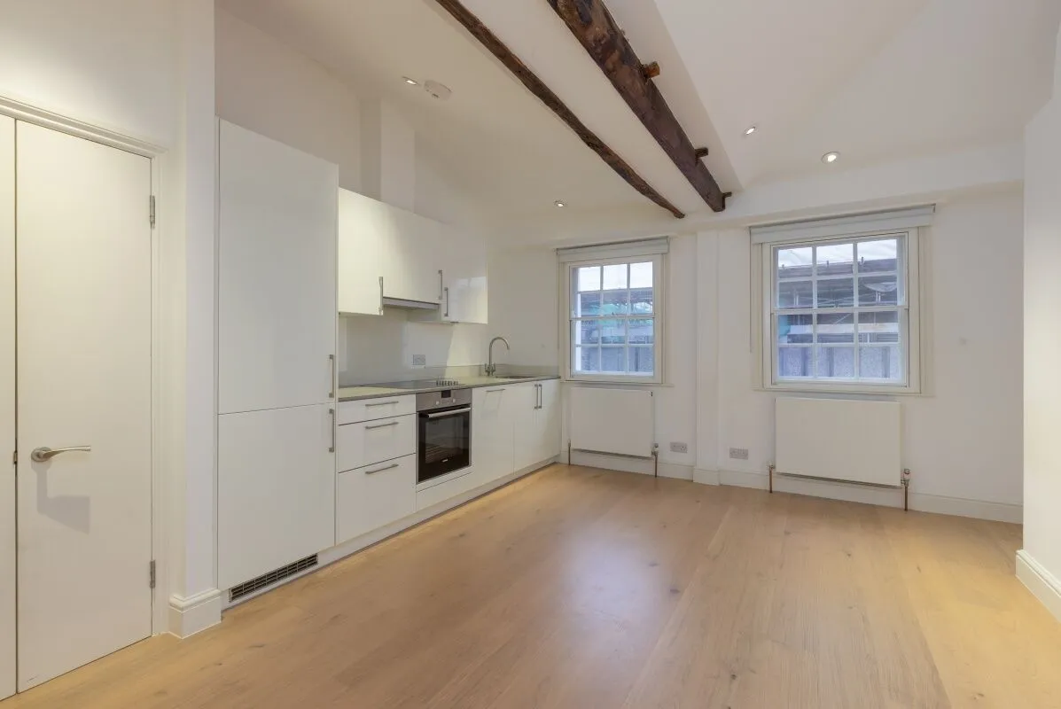 Flat Ganton Street in City of Westminster