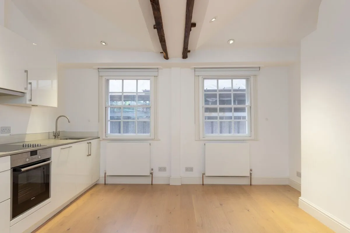 Flat Ganton Street in City of Westminster