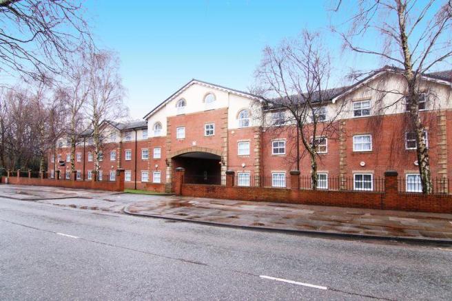 Flat Aigburth Road in Liverpool