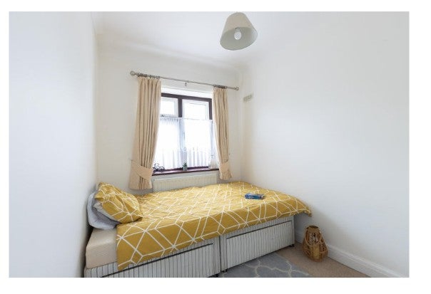 Room Portland Road in Greater London