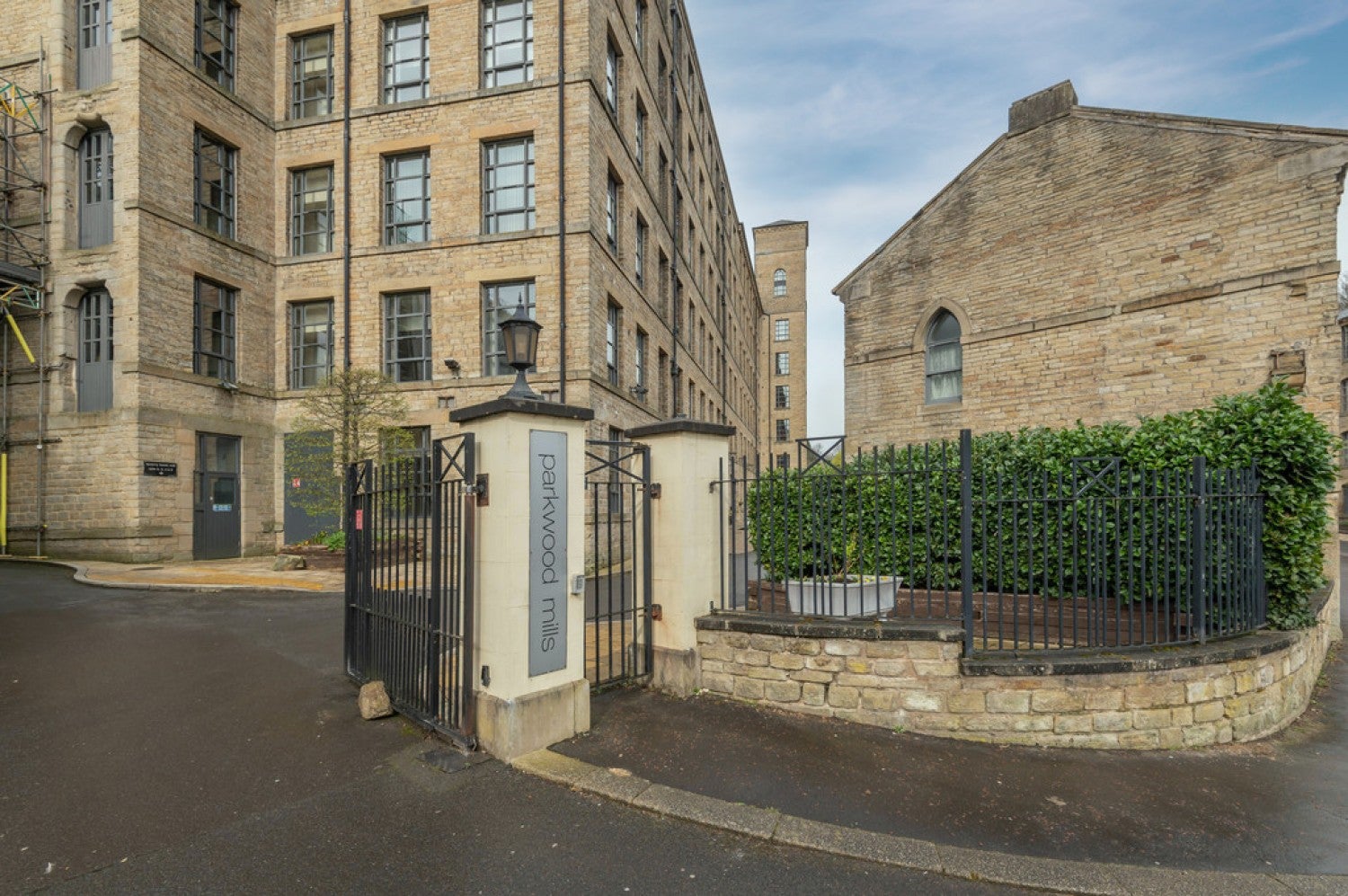 Flat Grove Street in Kirklees