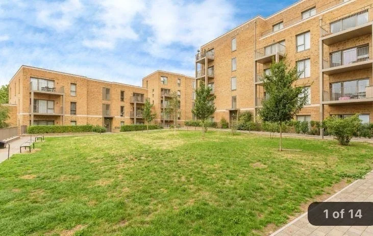 Flat The Broadway in Greater London