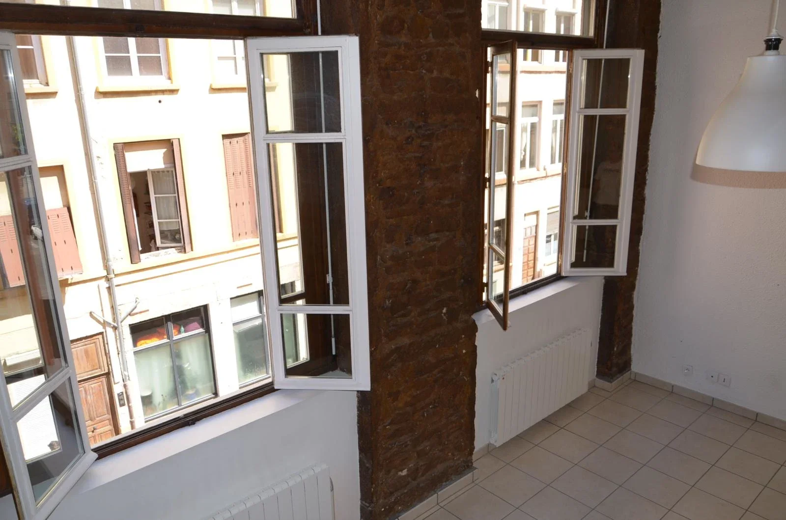 Flat Rue du Chariot d'Or in Lyon
