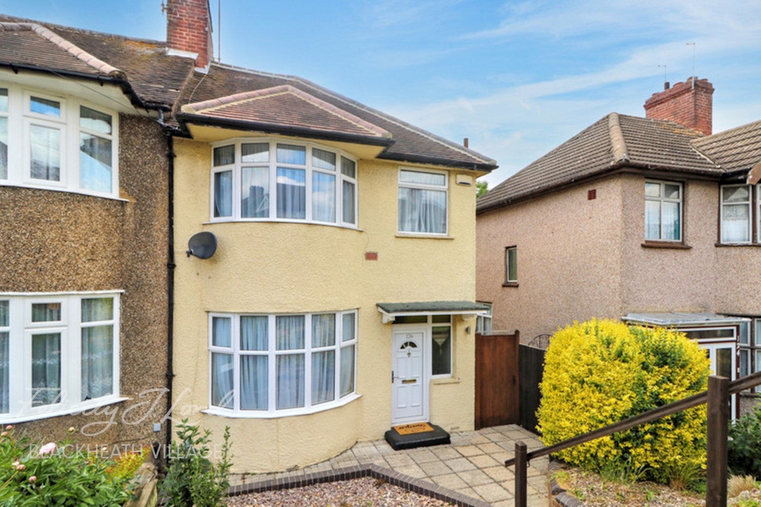 House Ankerdine Crescent in Greater London