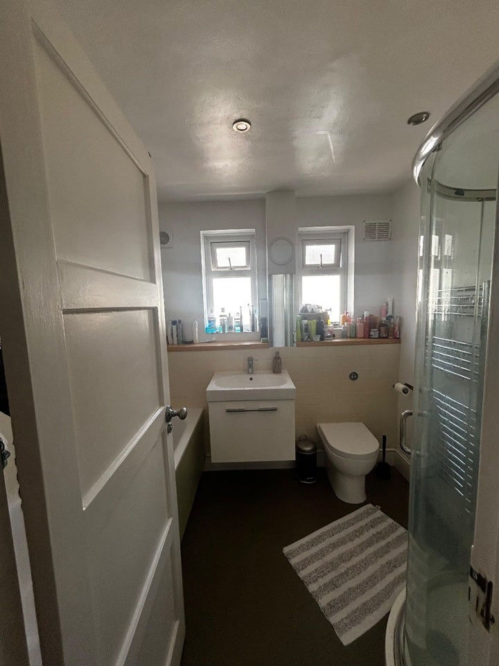 Room St Margaret's Road in Greater London