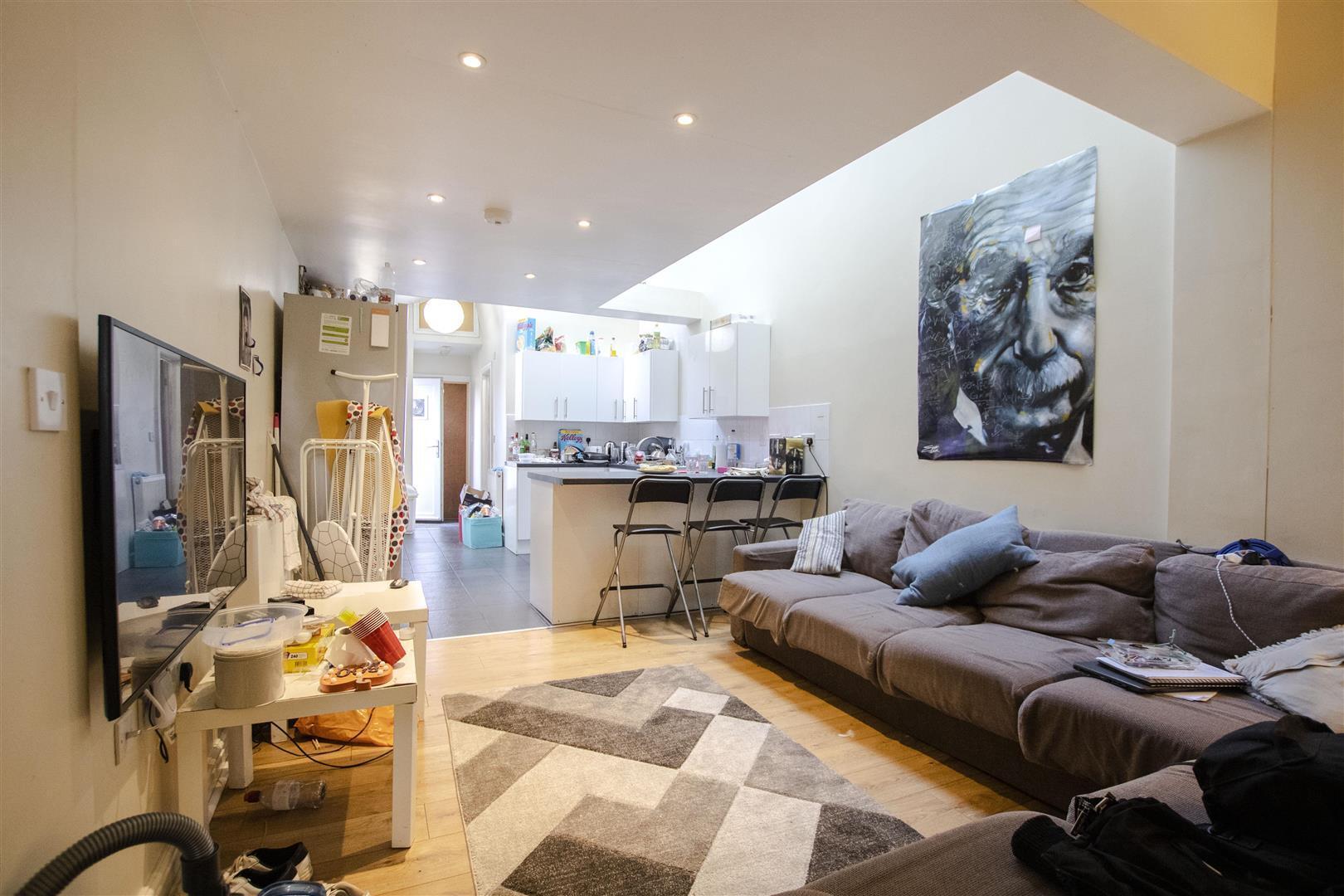 Flat Heeley Road in Birmingham