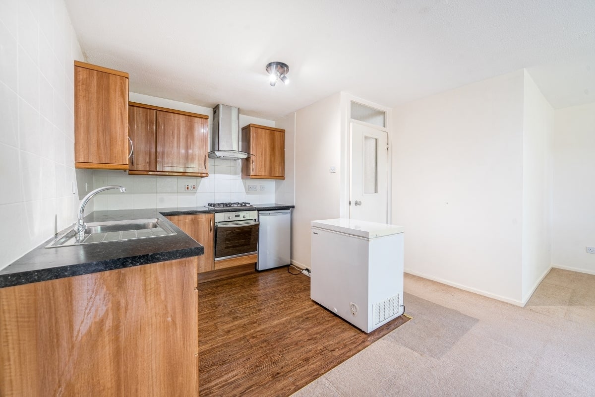 Flat Clarendon Court in St Albans