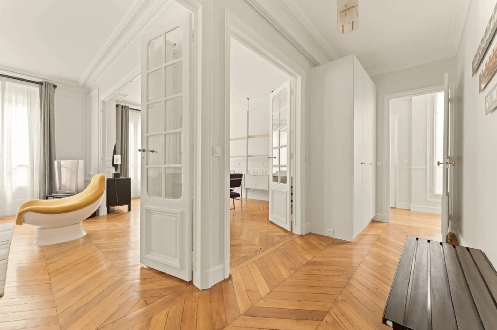 Flat Rue des Renaudes in Paris