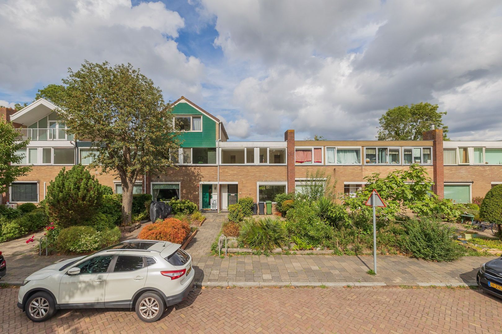 Tussenwoning te koop: Plantsoenlaan 21, Zwanenburg