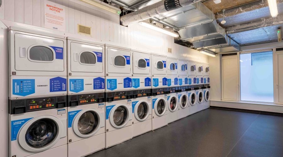 Flat Goswell Road in Greater London