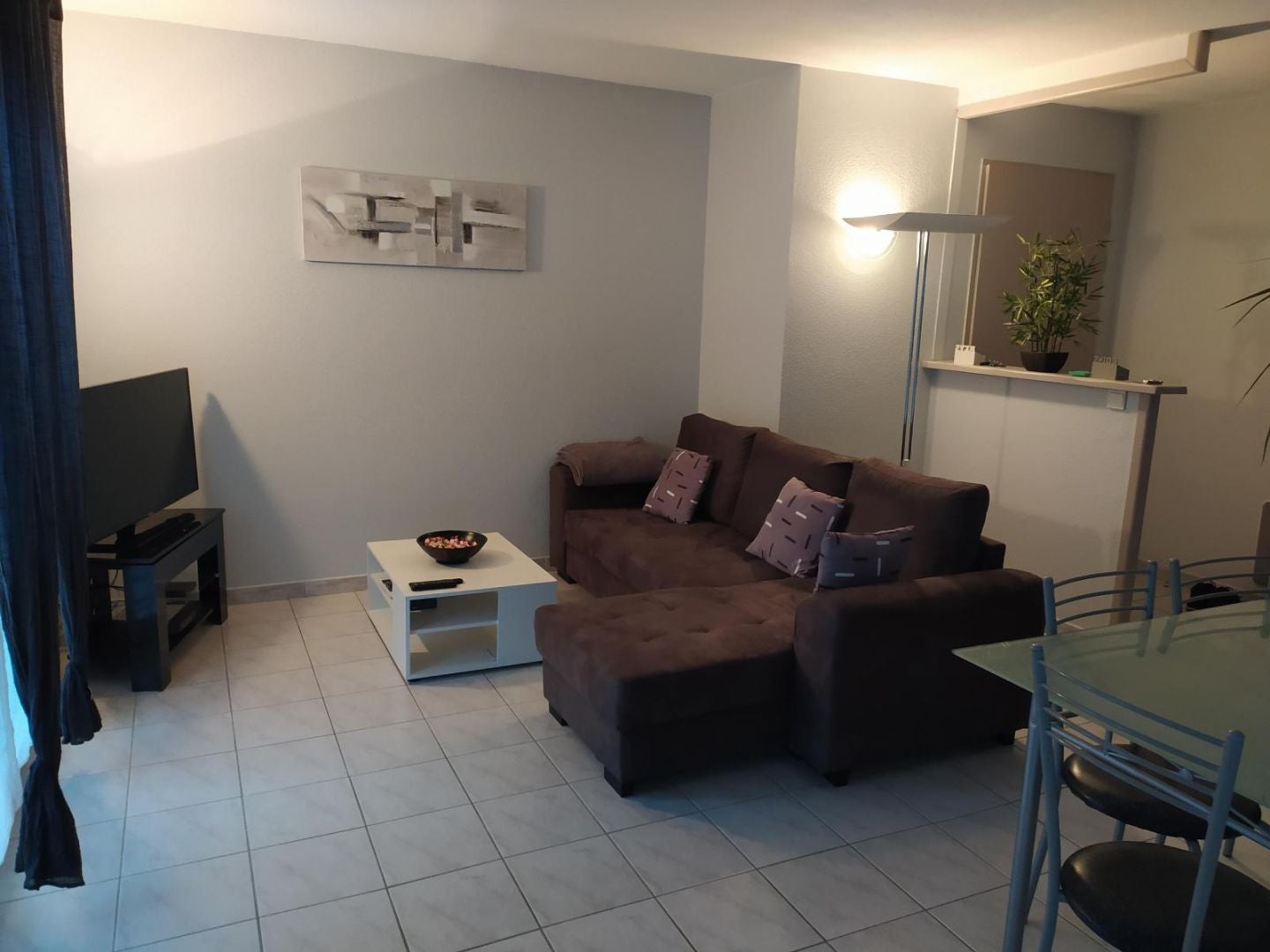 Flat Impasse des Écureuils in Montréal-la-Cluse