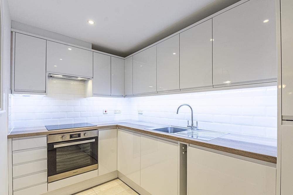 Flat Lisson Grove in City of Westminster