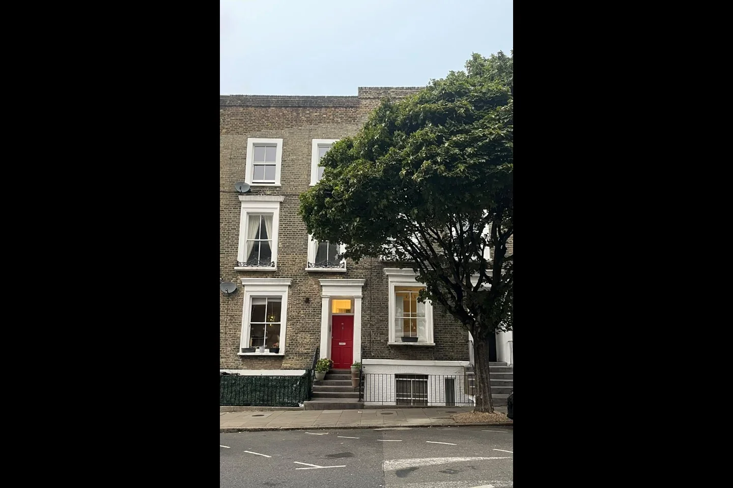 Room Offord Road in Greater London